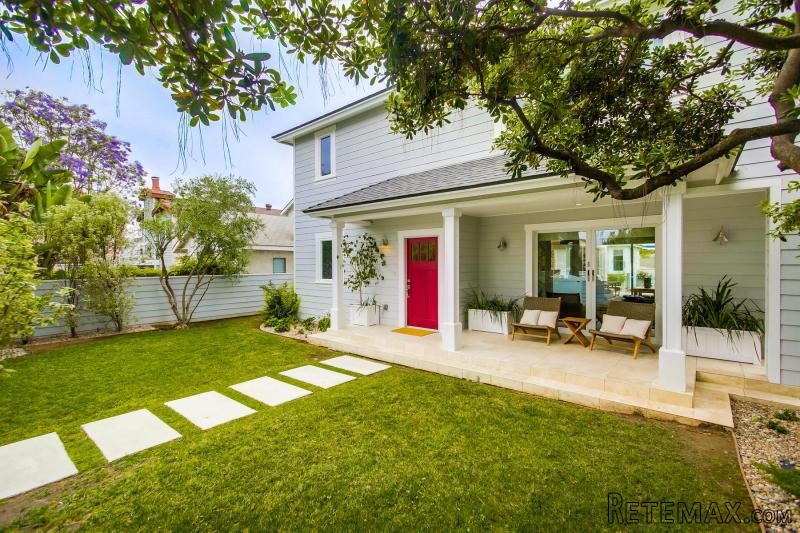255 B Avenue - 2