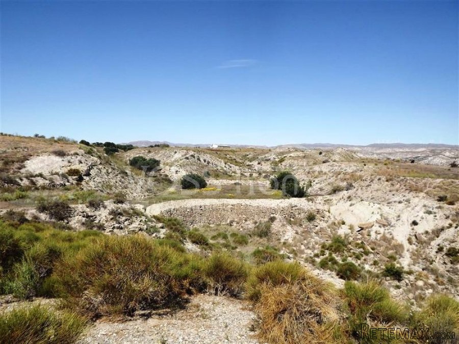 Large plot of Rustic land of 64.700m2 just 10 mins drive to.. - 6