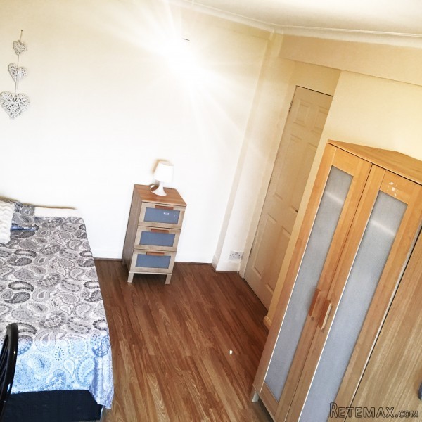 Beautiful And Bright Double Bedroom In.. - 2