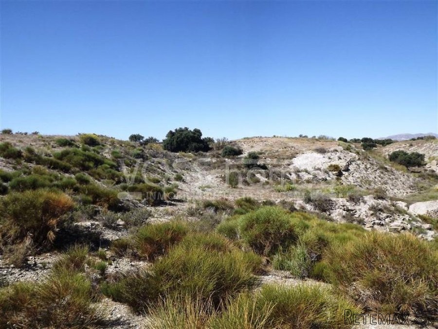 Large plot of Rustic land of 64.700m2 just 10 mins drive to.. - 7