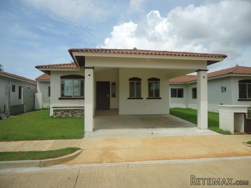 For sale house in Spring Hills, La..