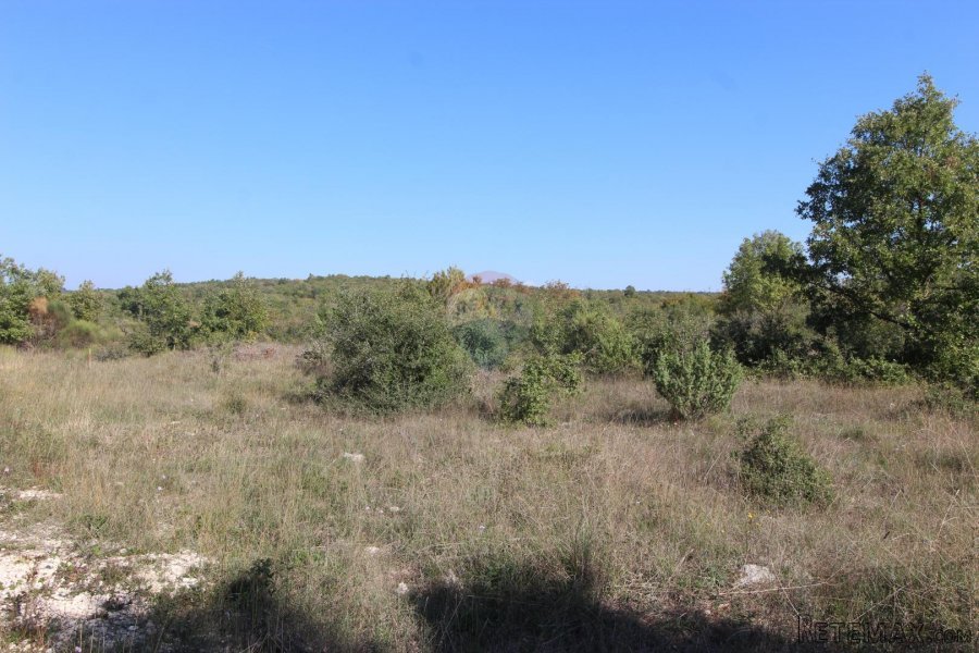 Istra, Rovinj, poljoprivredno zemljište sa ucrtanim objektom - 3