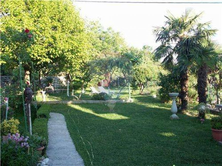 MATULJI-CENTAR-SAMOSTOJEĆA KUĆA 400 m2 S OKUĆNICOM - 3