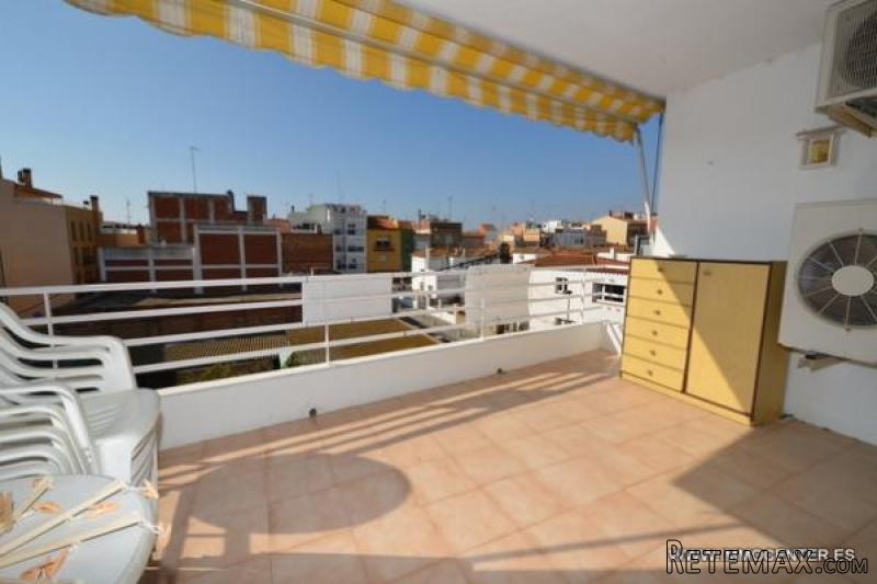 ROSES: Spacious furnished apartment in..