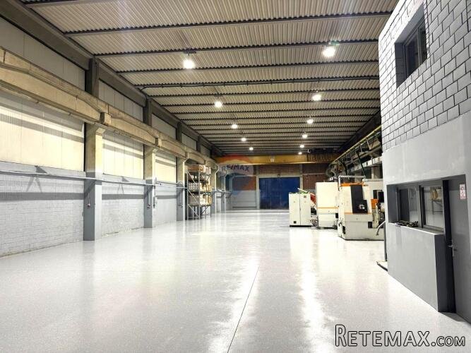 Sesvete, Popovec - hala 750 m2, kran 15 t + vanjski prostor