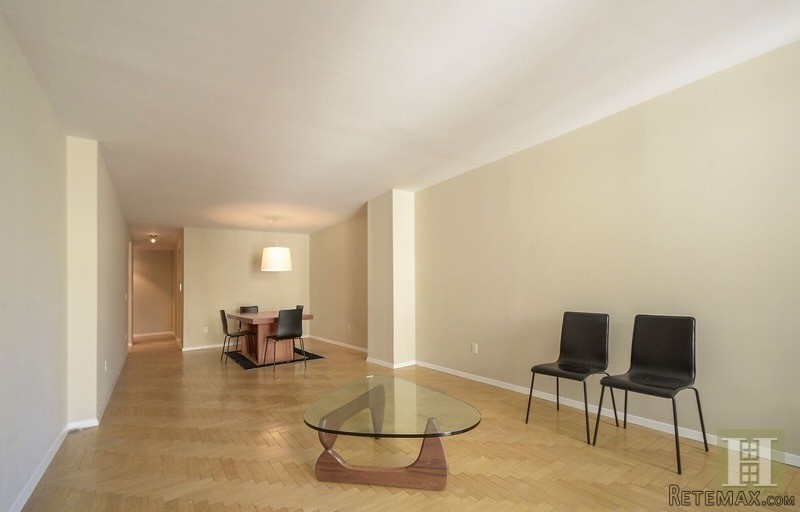 1 bedroom Apartment For Sale: UPPER..