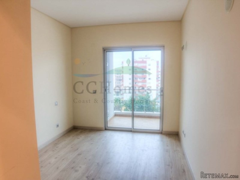 New and spacious Apartment in Faro