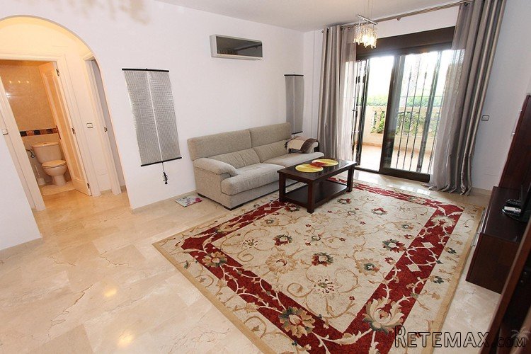 This beautiful apartment is located on the golf courses of.. - 2