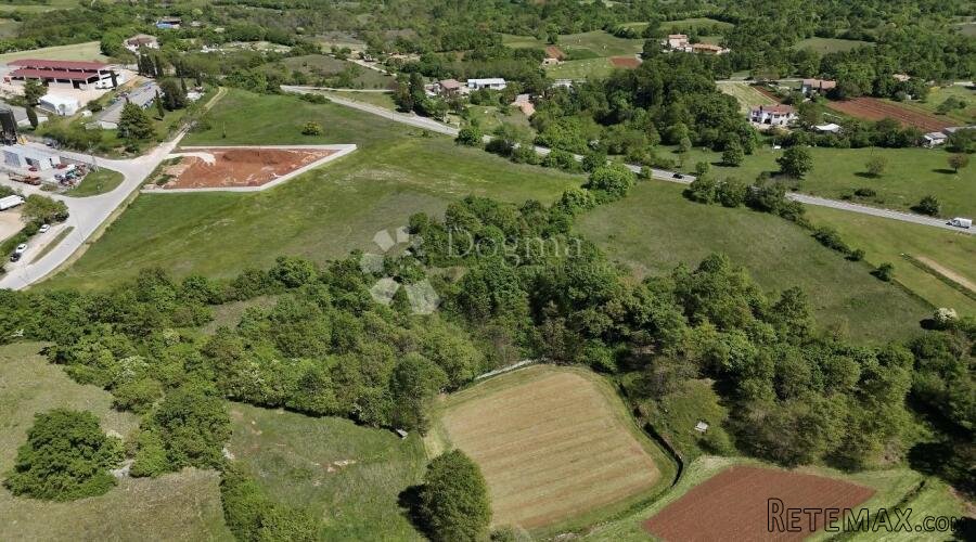 Građevinsko zemljište Industrijska zona ŽMINJ - 3