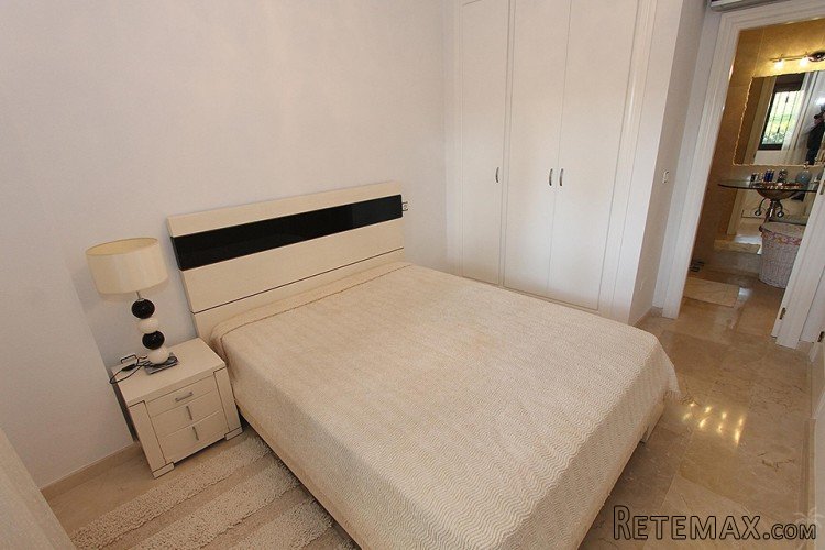 This beautiful apartment is located on the golf courses of.. - 5