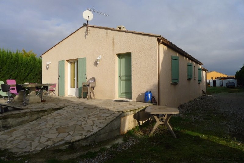 3 Bedrooms - Villa -..