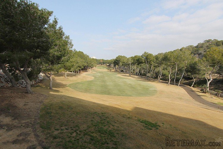 This beautiful apartment is located on the golf courses of.. - 7