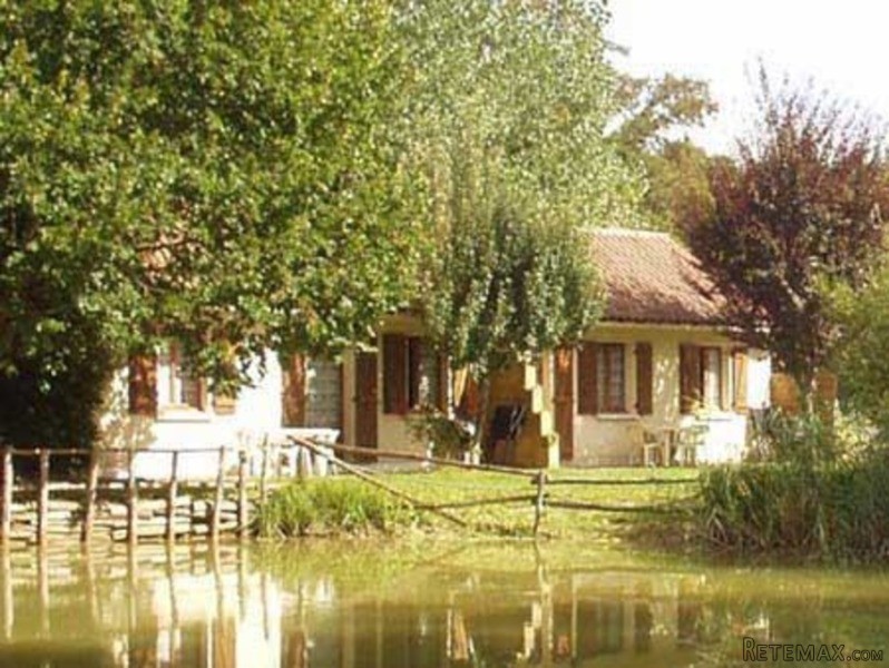 Stone House With 4 Gites, Land And Two.. - 2