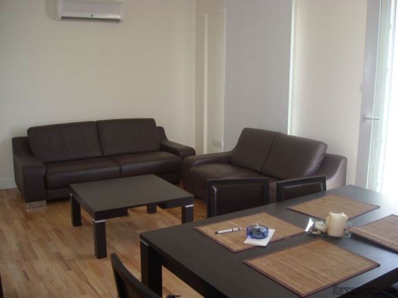 2 Bedroom Flat for SALE in Mesa Gitonia