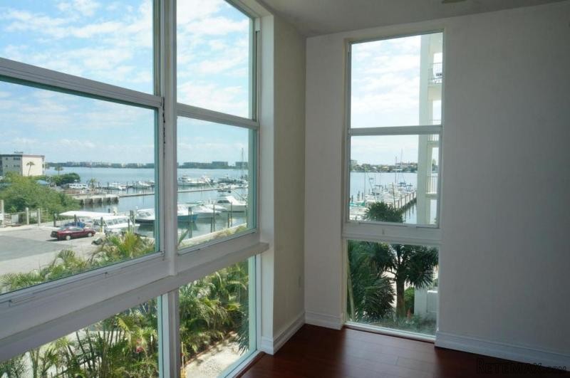 806 E Windward Wy #303, Lantana, FL -.. - 2