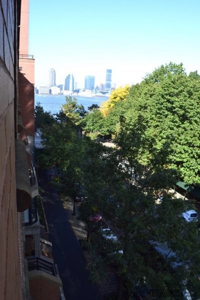 1 Bedroom - Condo - New York State -.. - 2