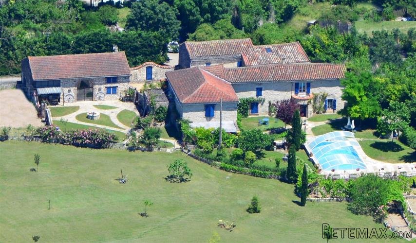 Near Cordes sur Ciel (Tarn) - Close to the route Saint Jacques..