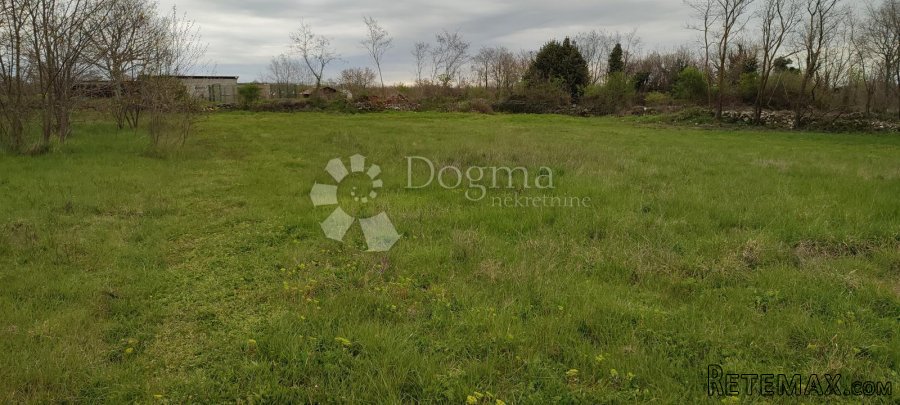 Žužići, Istra - teren za tri vile - 4