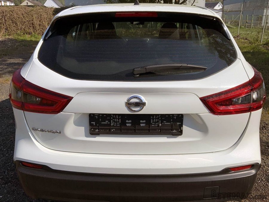 Nissan Qashqai 1.2 - 5