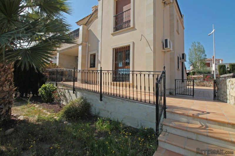 2 Bedrooms - Apartment - Alicante - For..