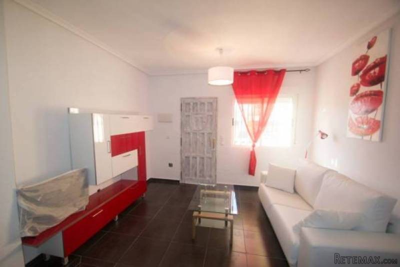3 Bedroom 2 Bathroom Bungalow In..
