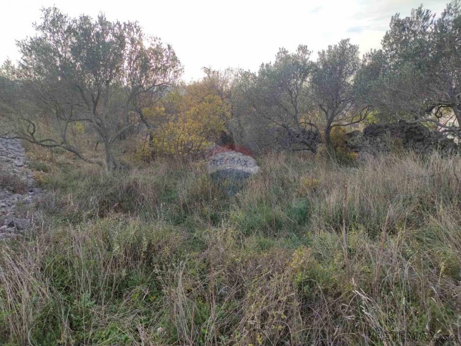 Otok Krk- Vrbnik, građevinski teren 1600m2 sa pogledom na mo - 9