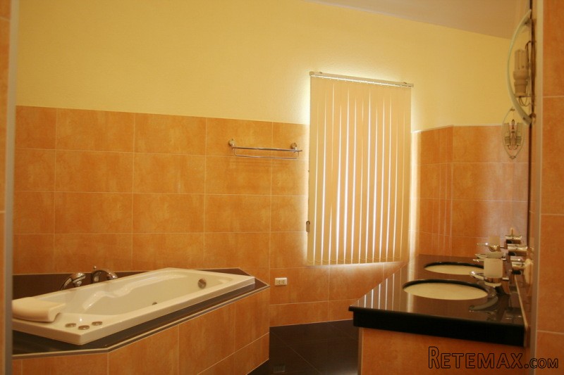 Seaview 4-bedroom pool villa at.. - 2