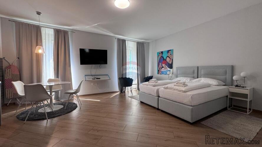 Rijeka, Centar, tri stana 151m2