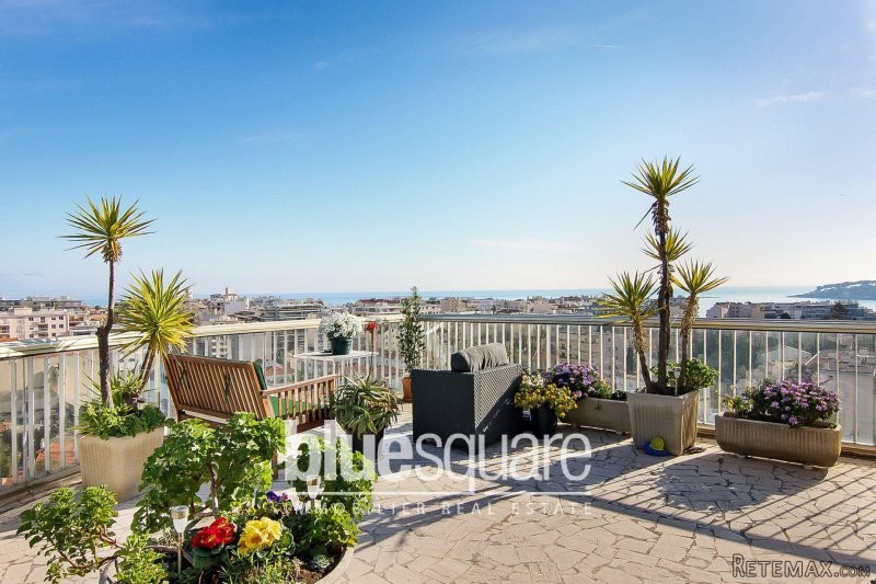 PENTHOUSE FOR SALE - ANTIBES CENTRE