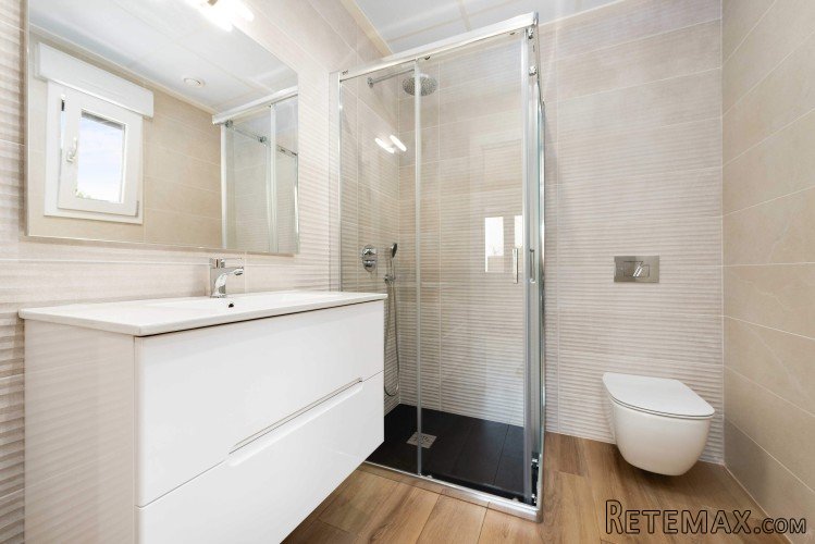 Price reduction until 31 July 2019 from €339.000 to €.. - 5