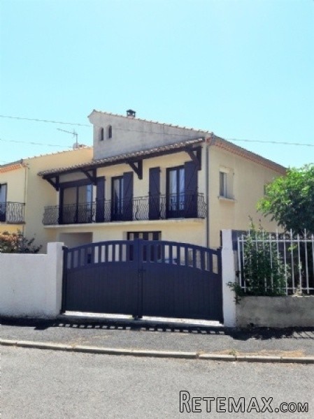 Spacious Villa With 4 Bedrooms, 2..