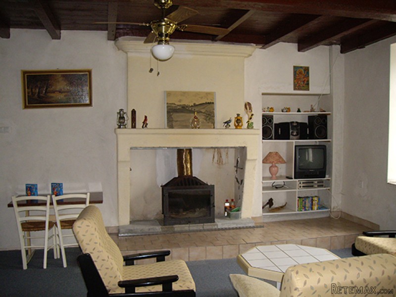 Old Stone House On One Level - 2