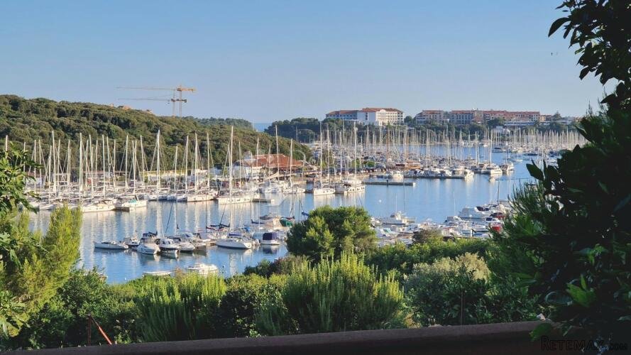 Stan s terasom i najljepšim pogledom u Puli