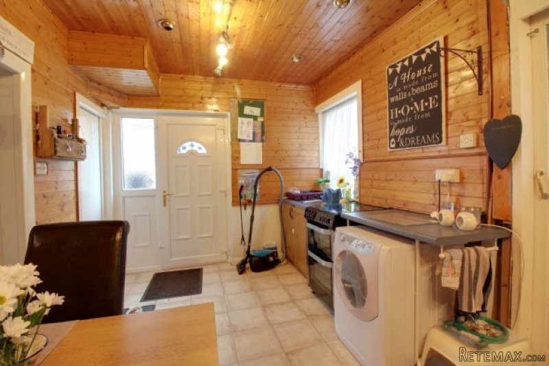 2 bedroom, Semi-detached House house.. - 2