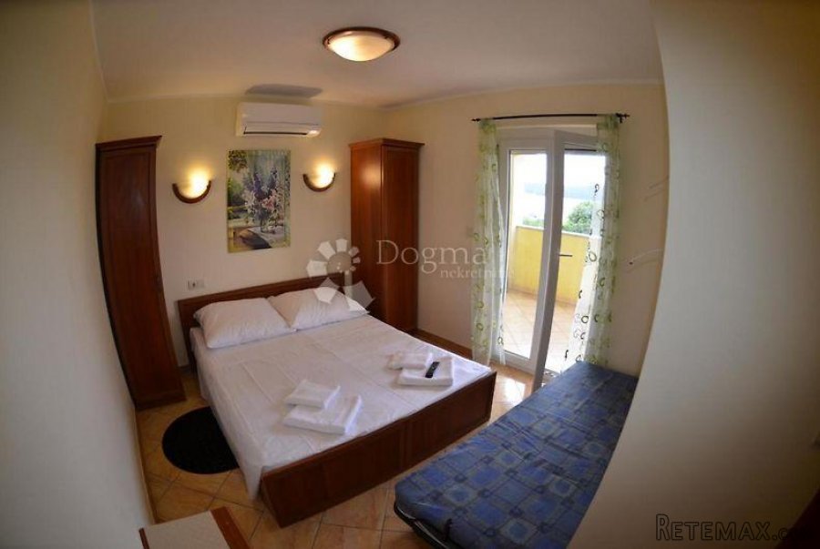 Apartmanska kuća s bazenom i pogledom na more! - 10