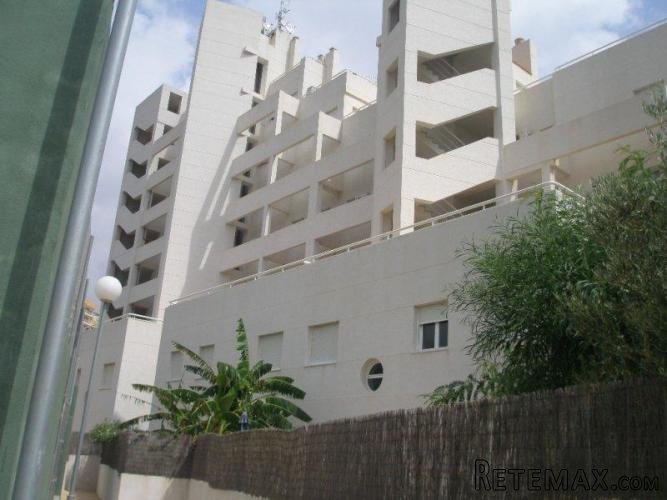 Two bedroom apartment in a new block of flats. Located in..
