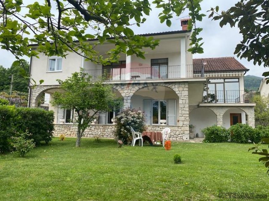 IKA - Obiteljska kuća 390m2