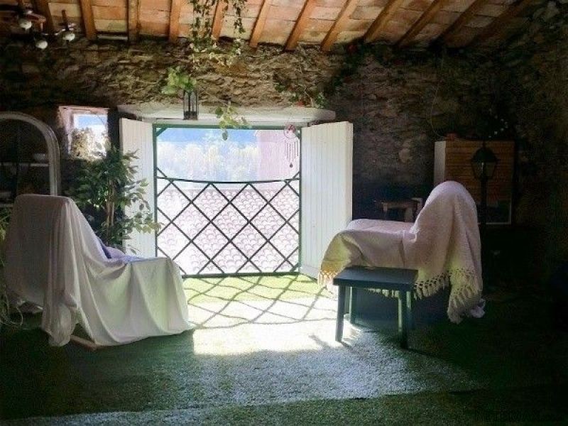 Pretty Village House, Attic To Convert