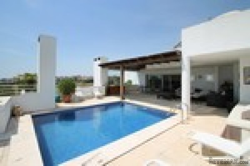 4 Bedrooms - Apartment - Malaga - For.. - 2