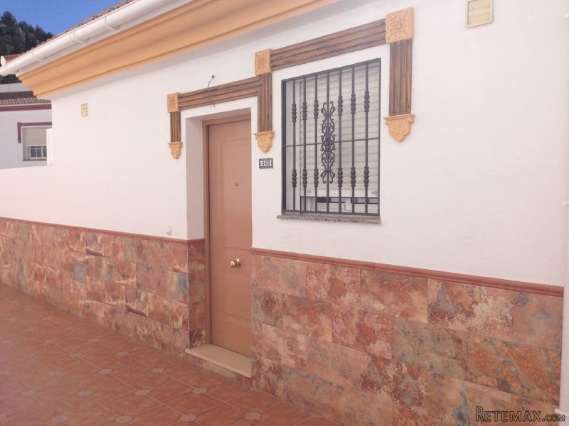 2 Bedrooms - Town House - Malaga - For..