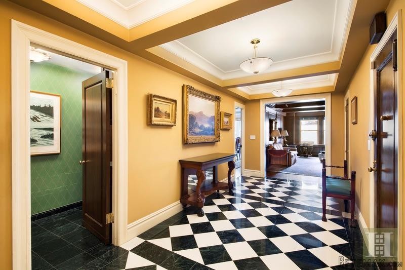 4 bedroom Apartment For Sale: 25 EAST..