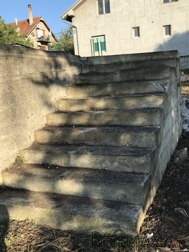 Prodajem plac 5.30ari s temeljom - 8