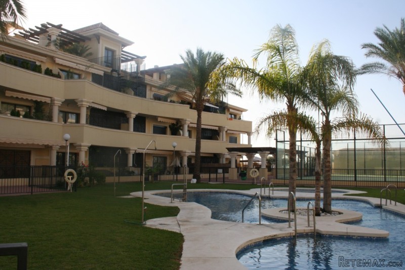 2 bedroom, 2 bathroom Apartment, (build..