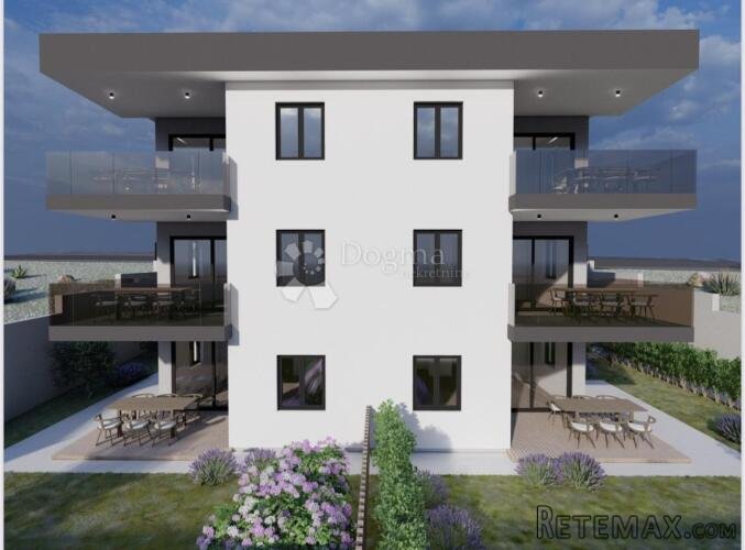 EKSKLUZIVAN STAN S4- 20M Od MORA, Maslenica - 2