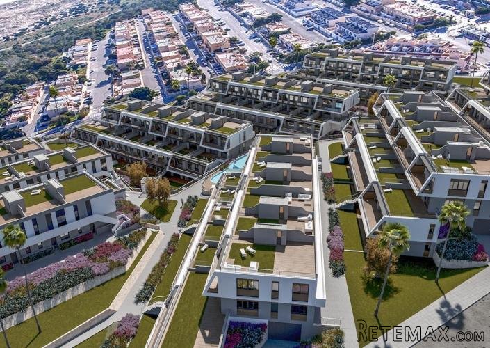 Is a new development with 170 apartments in Gran Alacant.. - 2