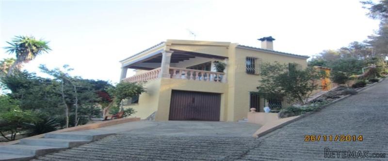 3 Bedrooms - Villa - Alicante - For Sale