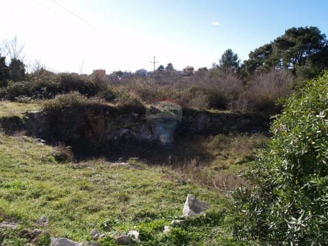GRAĐEVNO ZEMLJIŠTE NA MIRNOJ LOKACIJI SA POGLEDOM NA MORE - 4