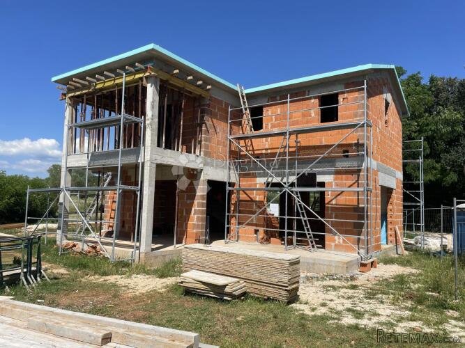 PREDIVNA VILA U MIRNOM OKRUŽENJU, OKOLICA POREČA