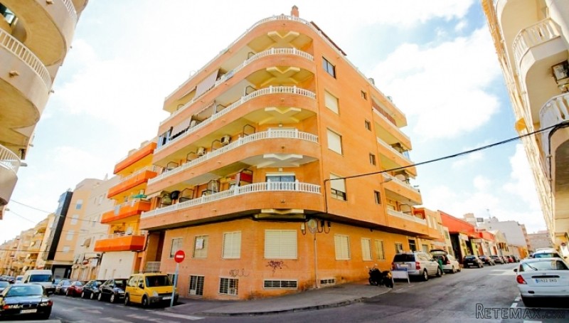 Resale · Apartment · Spain · Costa Bl..