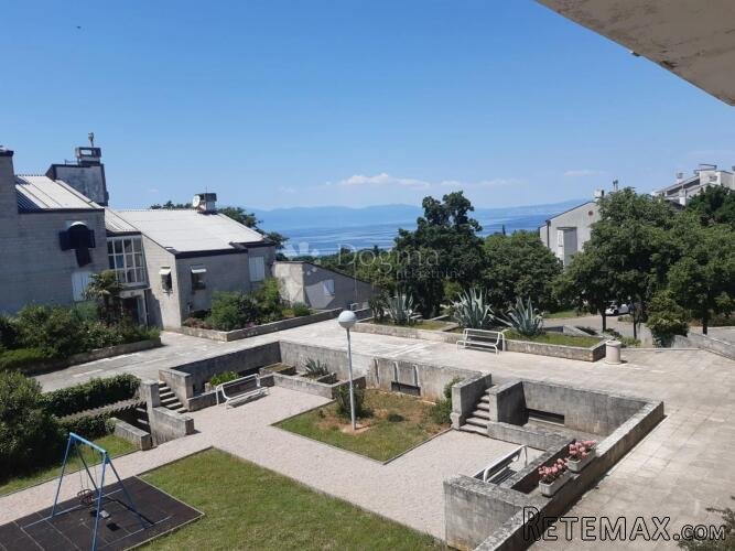 Stan u centru Njivica, Krk
